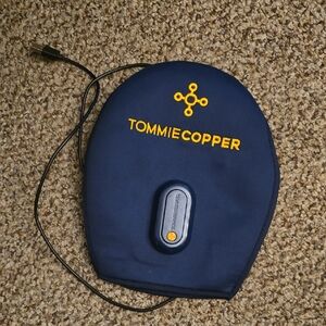 TOMMIE COPPER Navy Heated Therapy Pad